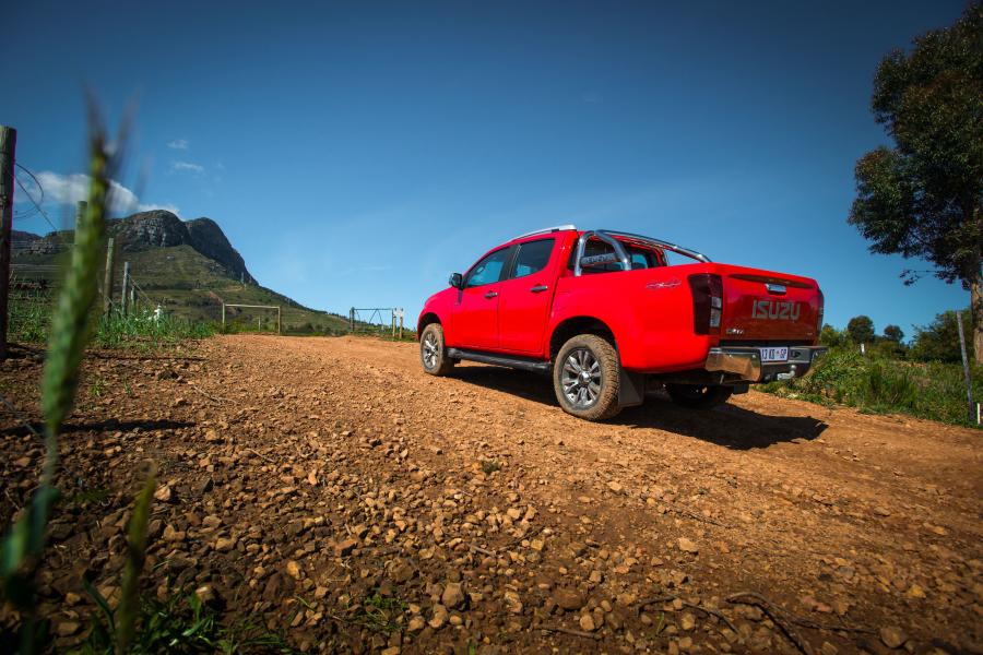  Isuzu D-Max LX Double Cab 2018 года  (ZA) (фото 9 из 37)